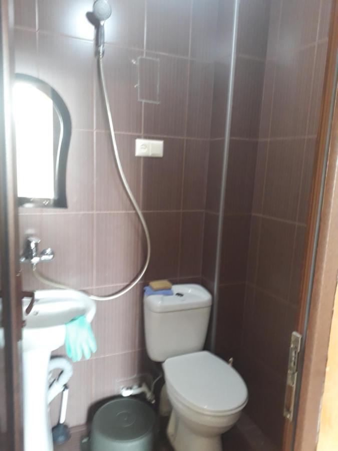 Hotel George Dom Batumi Esterno foto