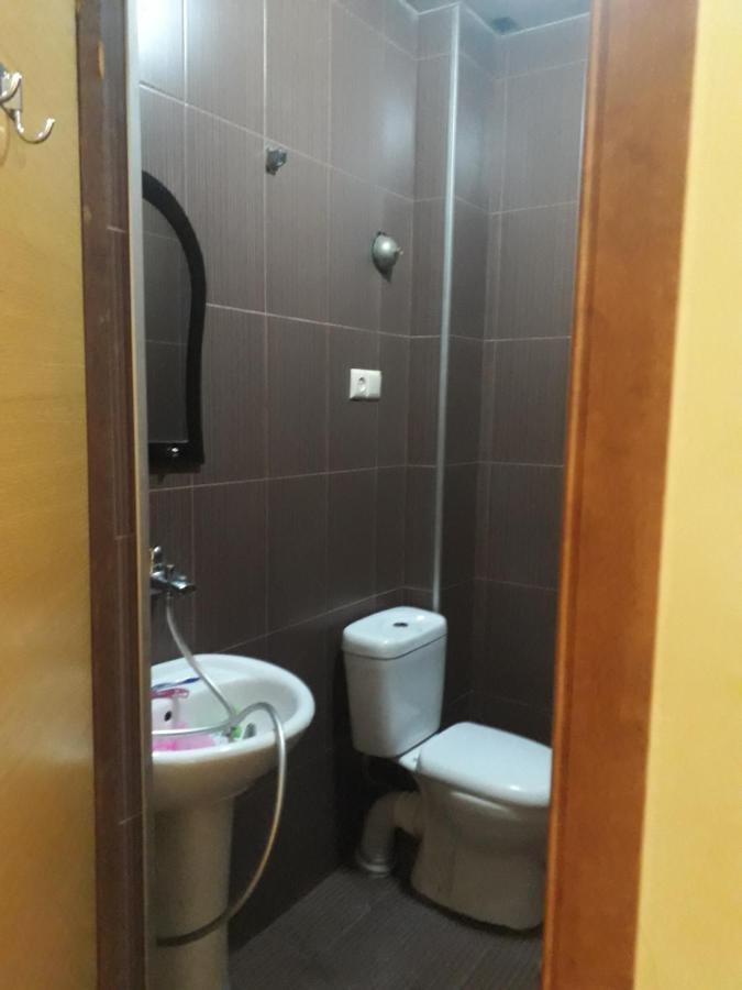 Hotel George Dom Batumi Esterno foto