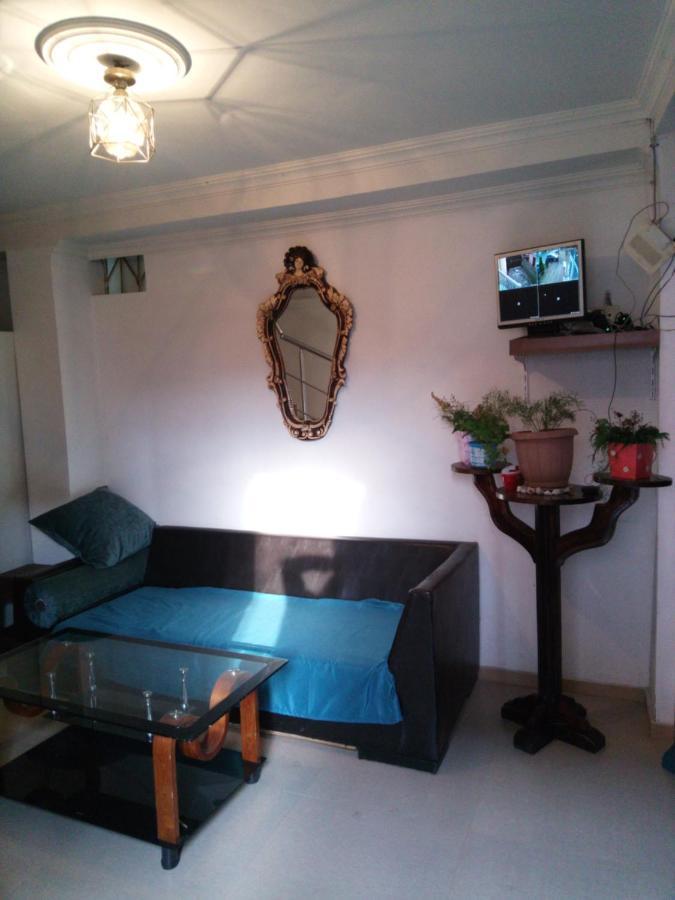 Hotel George Dom Batumi Esterno foto